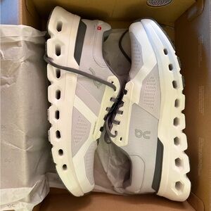 On Running Men's White and Gray Sneakers